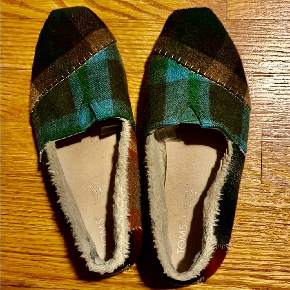 Toms